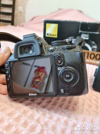 Зеркальный фотоаппарат Nikon d3100