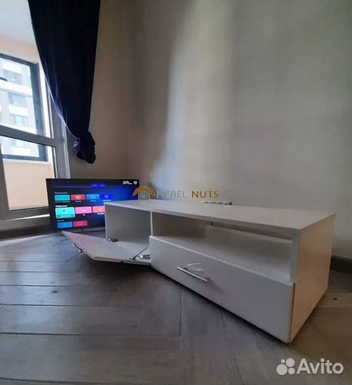 Тумба под телевизор