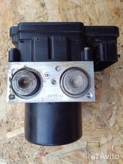 Блок ABS Opel Astra J седан 1.6 бензин A16XER 2014