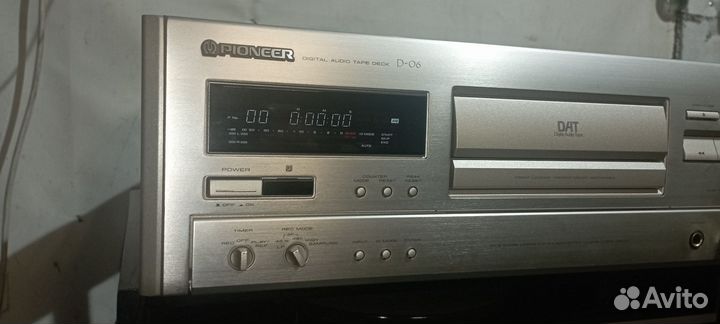 Dat дека Pioneer d 06
