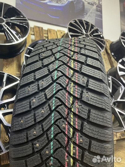 Continental IceContact 3 255/45 R19 104T