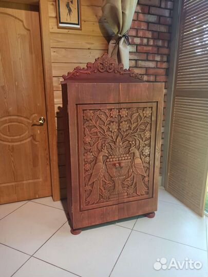 Книжный шкаф резьба винтаж