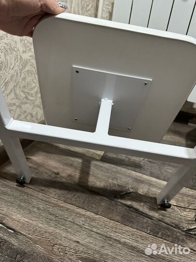 Подставка и ванночка для педикюра