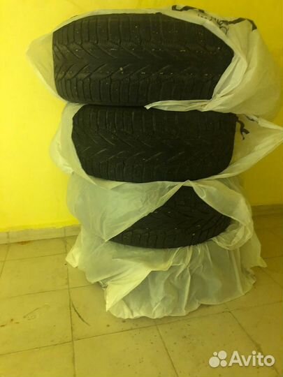 Nokian Tyres Hakka Black 285/50 R20