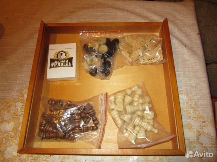 Набор настольных Игр (Нарды,шахматы,домино,карты)