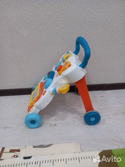 Детская каталка с ручкой