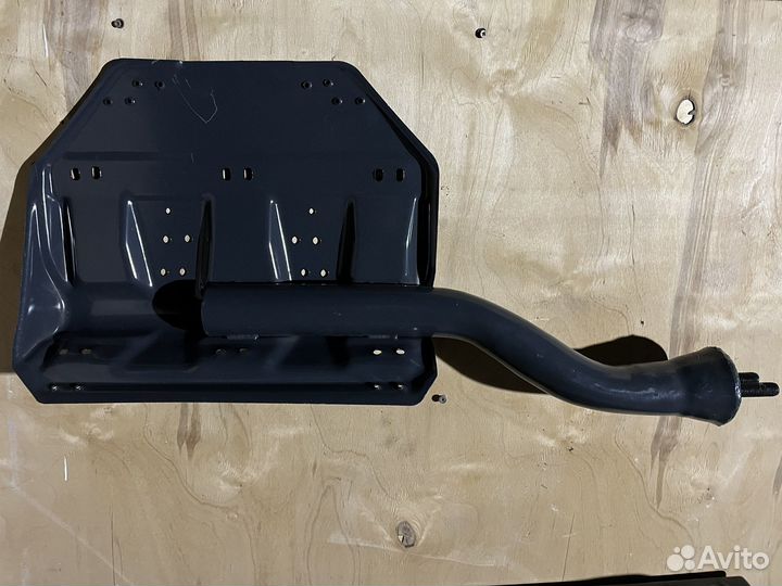 Кронштейн крыла Scania