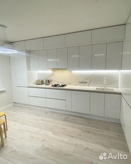 Современные кухни на заказ по индивидуальным разме