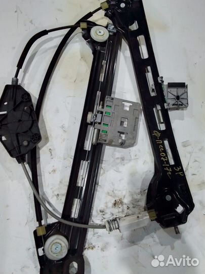 Фольксваген пассат Сс стеклоподемник задний