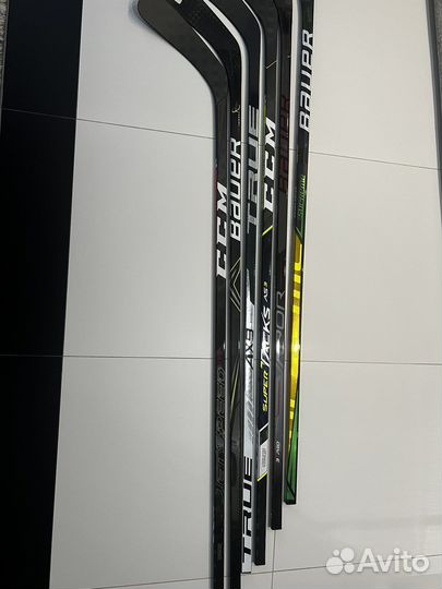 Хоккейные клюшки и экипировка