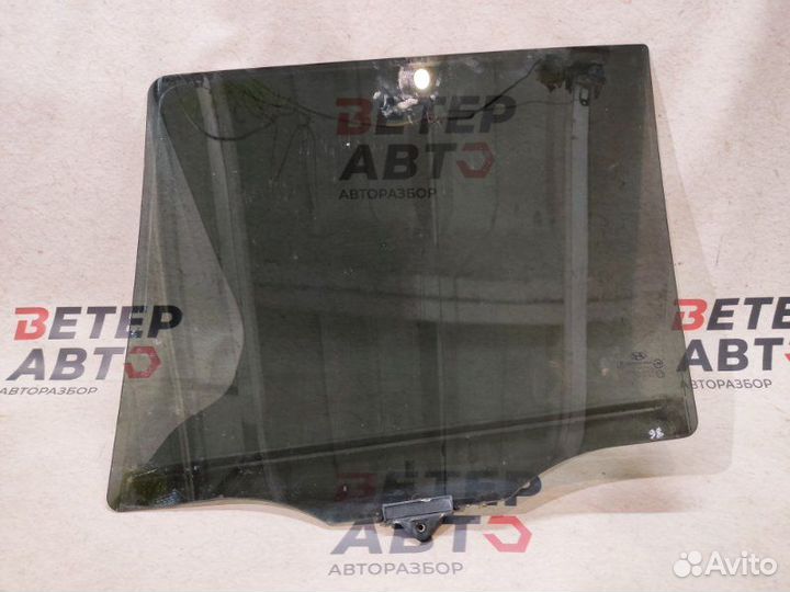 Стекло заднее правое Hyundai Santa Fe 2