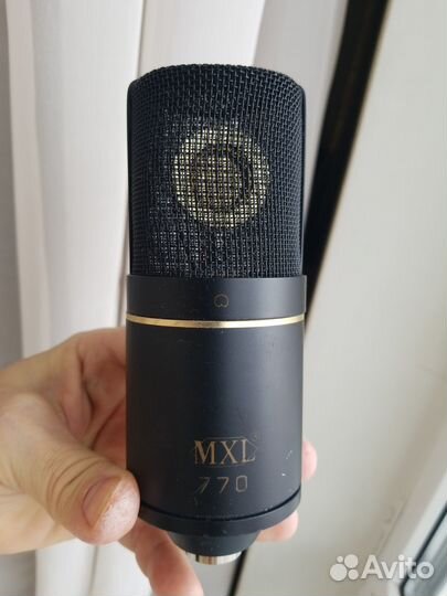 Студийные конденсаторные микрофоны