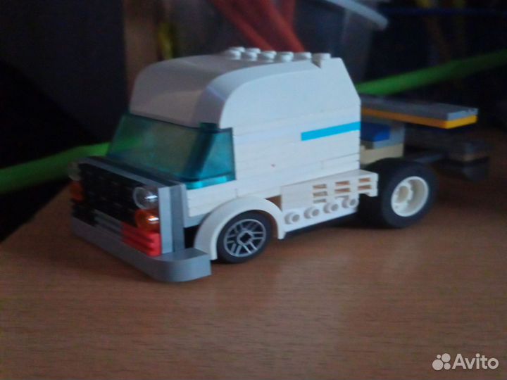 Грузовик Лего моделька