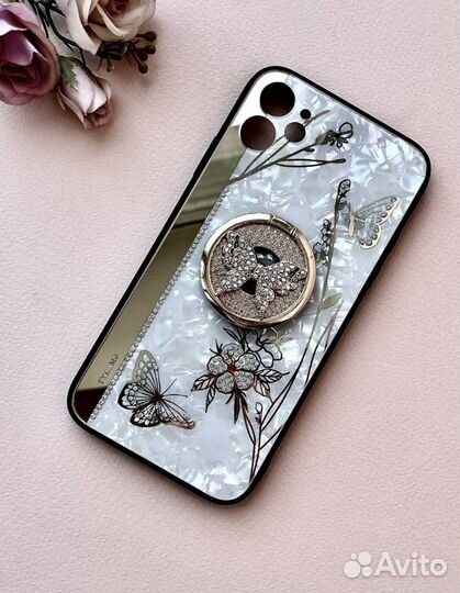 Чехол на iPhone 11