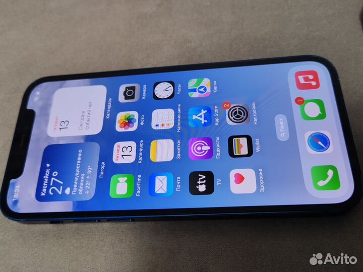 iPhone 12, 64 ГБ