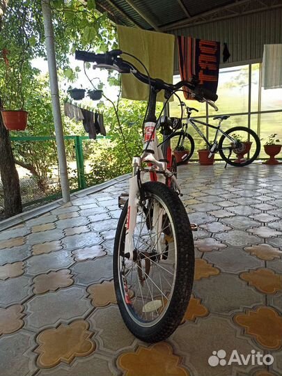 Stel 5 Pilot (Велосипед)