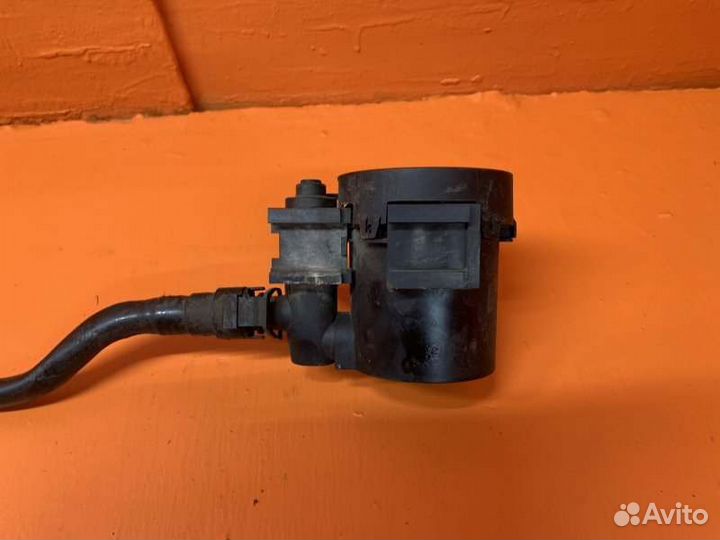 Абсорбер топливного бака Hummer H2 6.0 2003