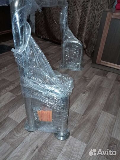 Поручень вокруг раковины