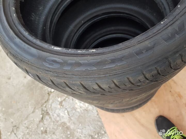 Maxxis MA-Z4S Victra 235/40 R18
