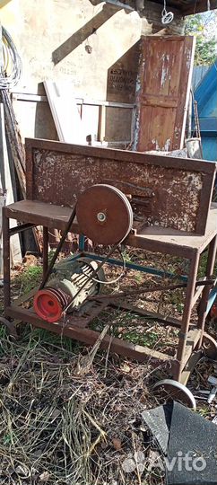 Винтовой дровокол