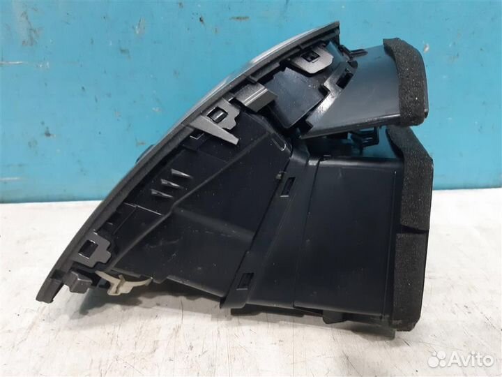 Дефлектор воздушный левый Hyundai I20 1 2008-2012