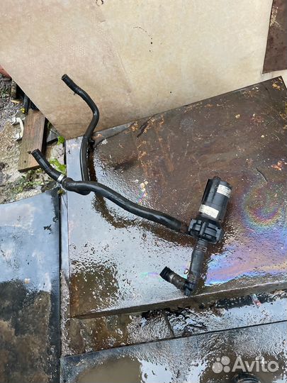 Насос водяной электрический range rover l322