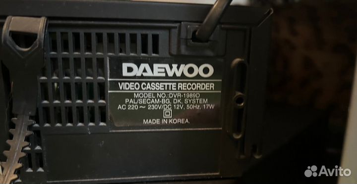 Видеомагнитофон daewoo DVR-1989D