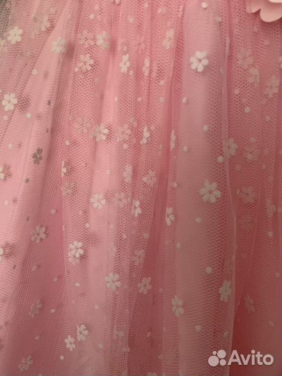 Платье праздничное