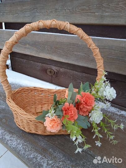 Корзина плетеная для подарков