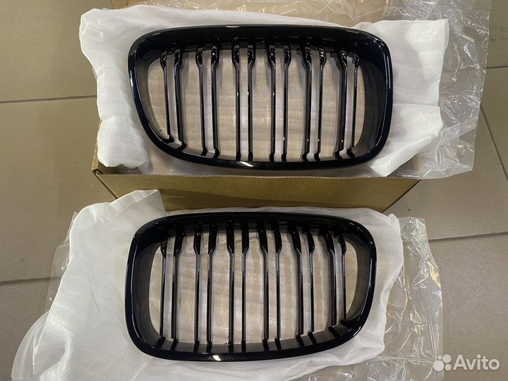 Решетка радиатора BMW F20 дорест черный глянец