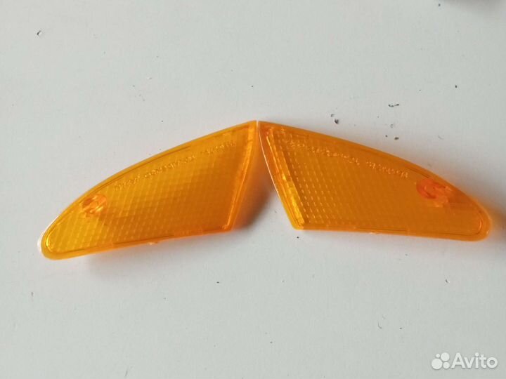 Стекла поворотника Suzuki let's