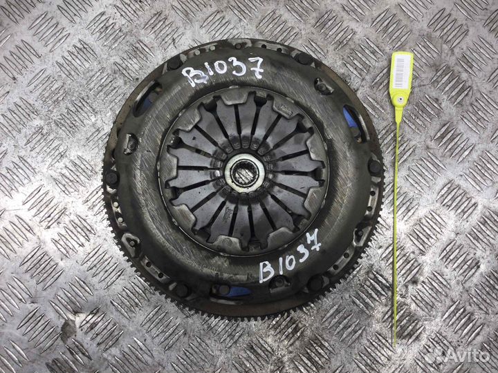 Маховик Ford Focus 98MM6375CA; 1462885; 98MM6375BA