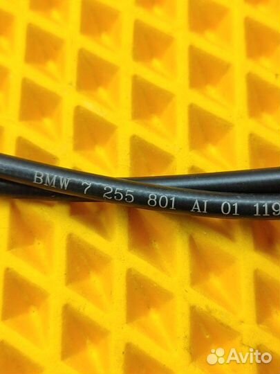 Трос замка капота Bmw 5 F10 2.5 N52 2011