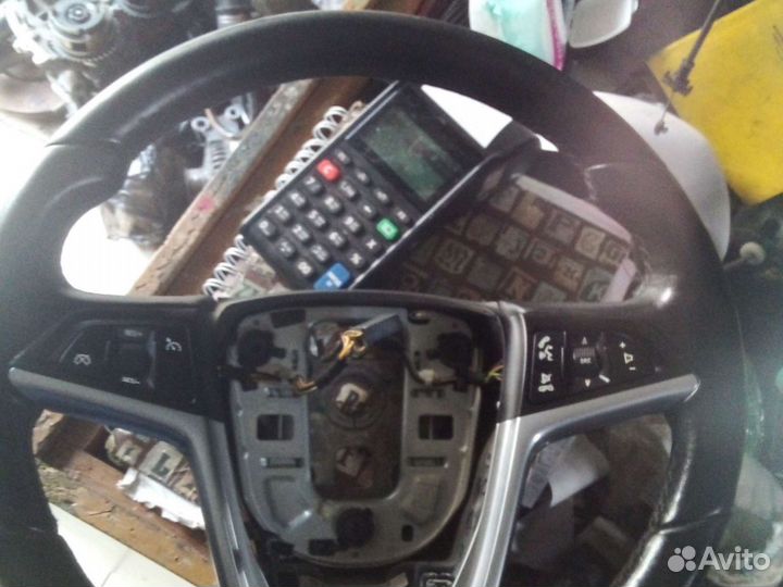Opel astra j 2012г мульте руль