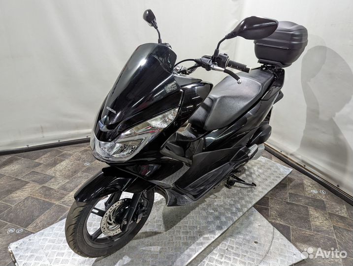 Скутер Honda PCX 125