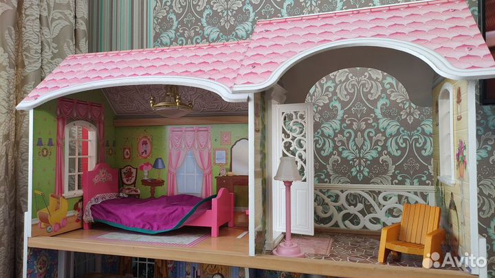 Домик кукольный