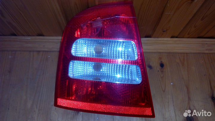 Фонарь заднего освещения