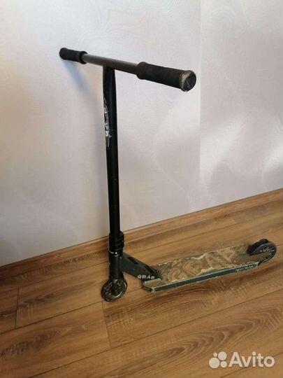 Трюковой самокат