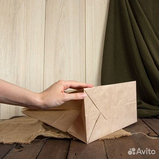 Бумажные крафт пакеты с плоскими ручками