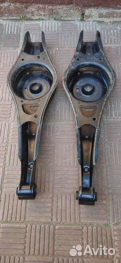 Рычаг задний Skoda Octavia A5