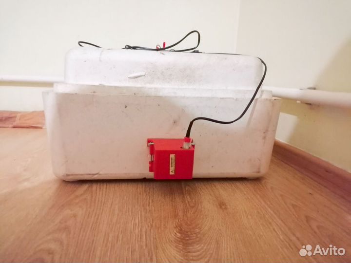 Инкубатор для яиц автоматический переворот