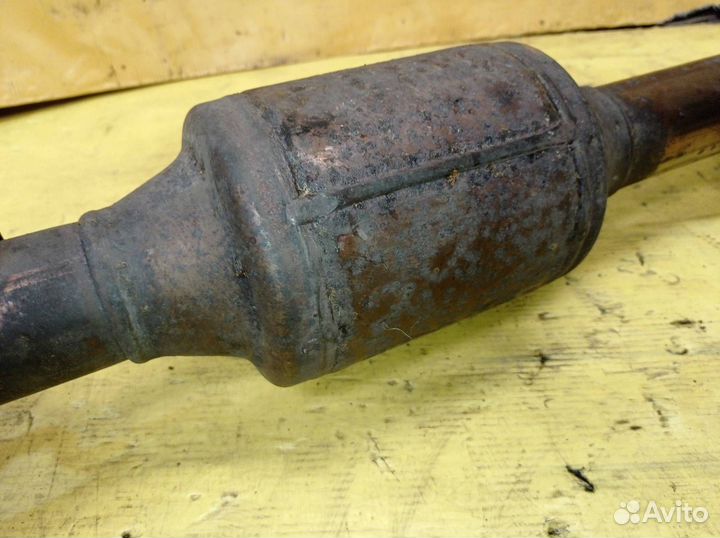 Приемная труба катализатор 2.0 BWA AXX Passat B6