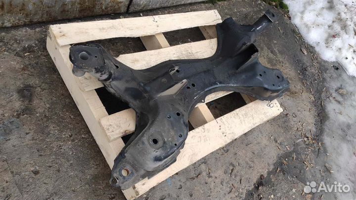 Подрамник двигателя Toyota Rav4 Xa20 2003