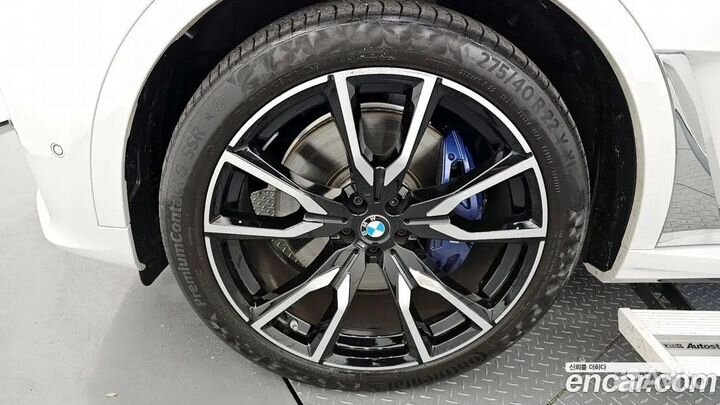 BMW X7 3.0 AT, 2022, 5 000 км