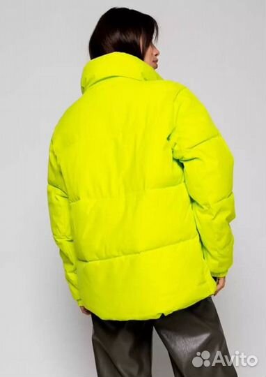 Куртка женская L размер
