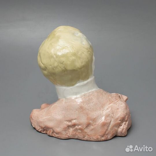 Бюст В. И. Качалова, Кукрыниксы, фаянс Киров