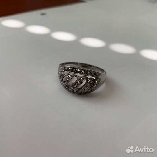 Кольцо Серебро с горными алмазами размер 18-19 в и