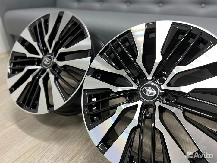 Реплика Alfard R18 5-114.3 для Toyota RAV4