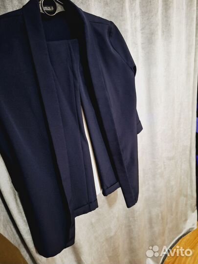 Брючный костюм женский