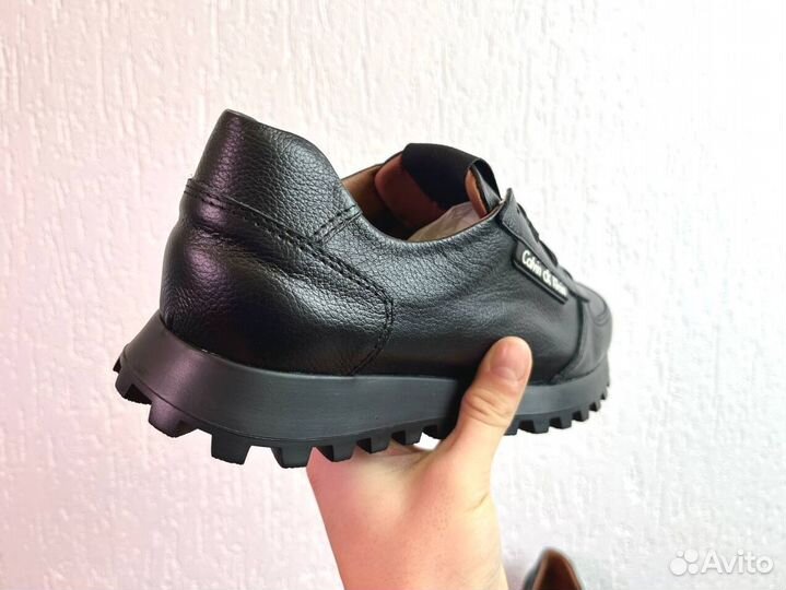 Кроссовки Calvin Klein модные